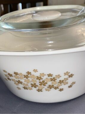 Libbey White Gold Floral Covered Casserole Dish